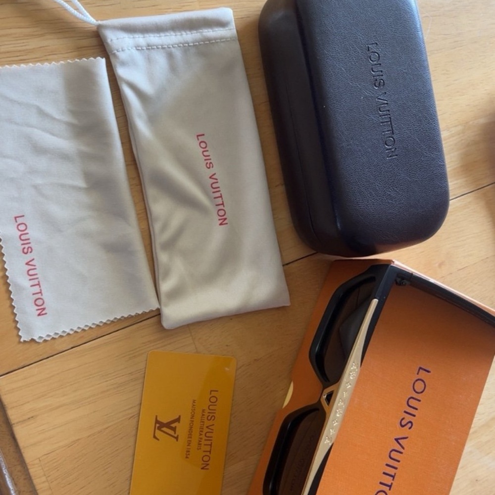 Louis Vuitton Black Sunglasses Elegant Accessories